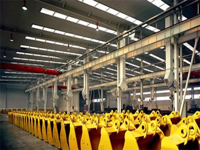 丹阳徐工集团挖掘机装配车间